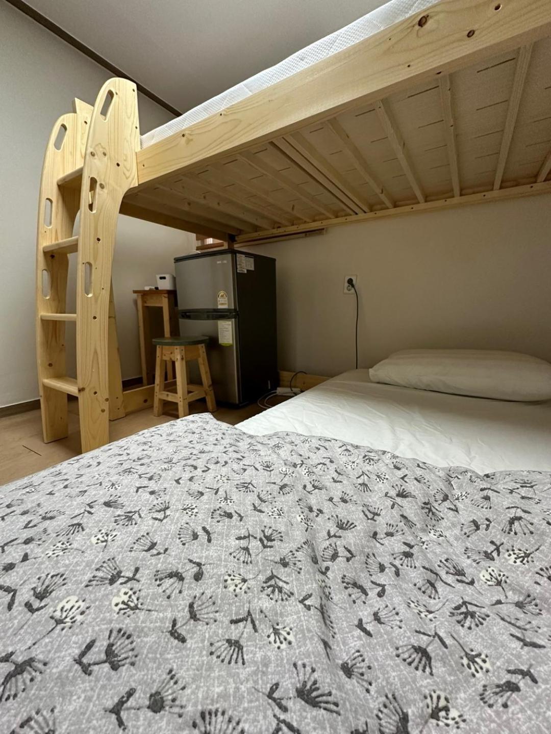 Seoul Station R Guesthouse מראה חיצוני תמונה